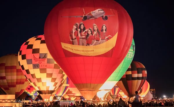 Vietjet offers free hot-air balloon rides at the Tamil Nadu International Balloon Festival